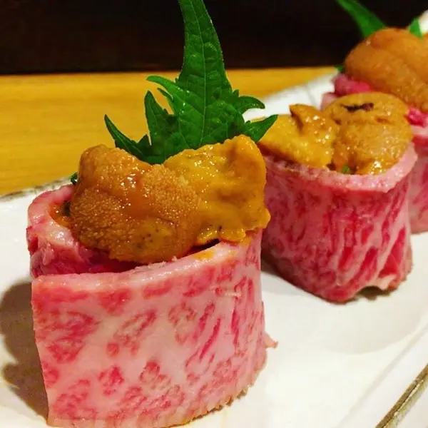 生うに牛巻き
