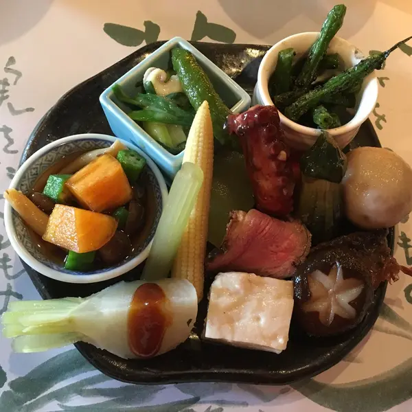前菜の盛り合わせ