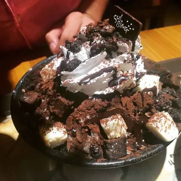 チョコブラウニーピンス