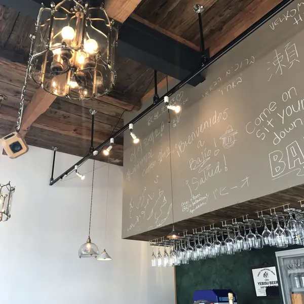まるでイタリアンレストラン？かのような店内
