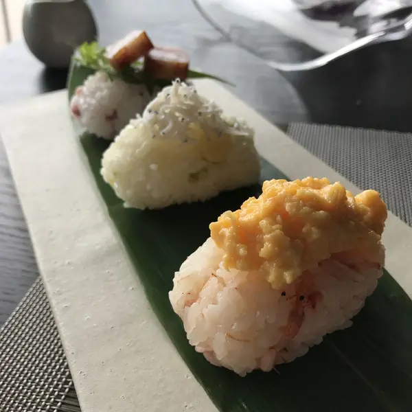 朝ごはんのおにぎり