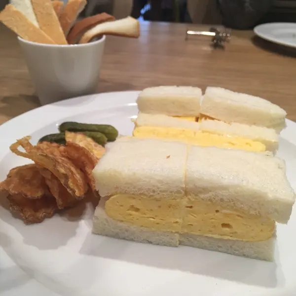 オムレツサンド