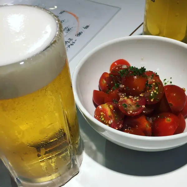 お通しのトマトも美味しい🍅