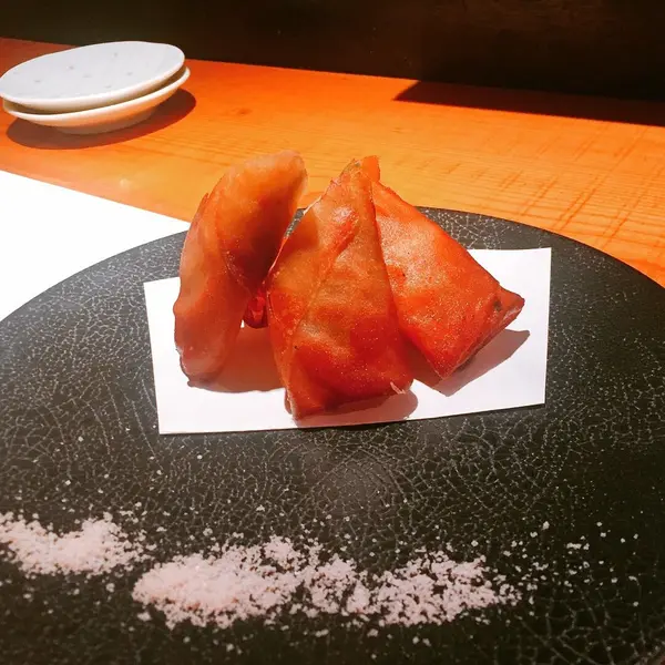 海老の餅入り和風春巻き