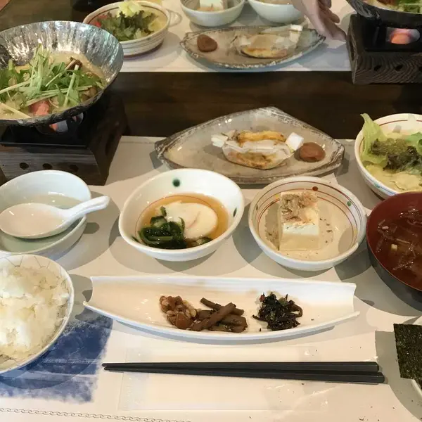 朝食