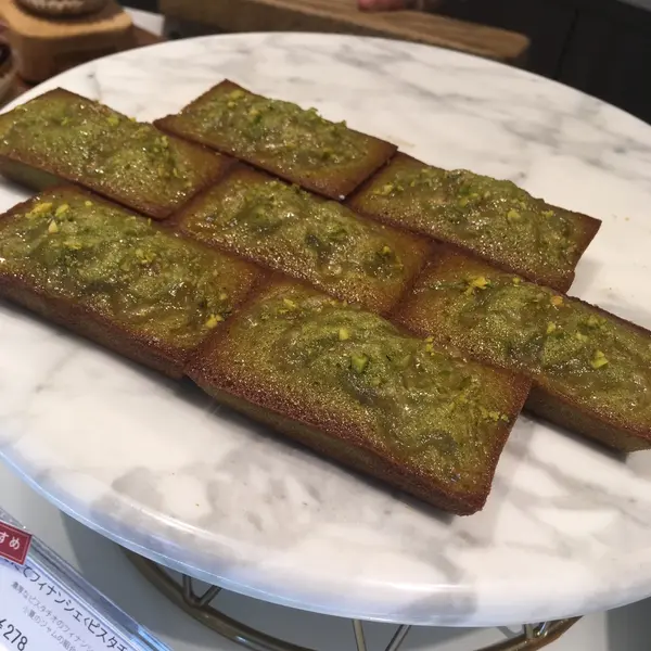 焼きたてフィナンシェ！