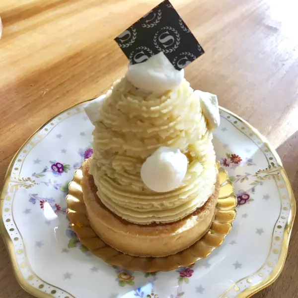 高さのあるモンブランタルト🥧