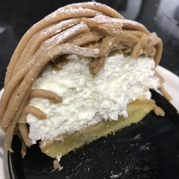 生クリームたっぷり