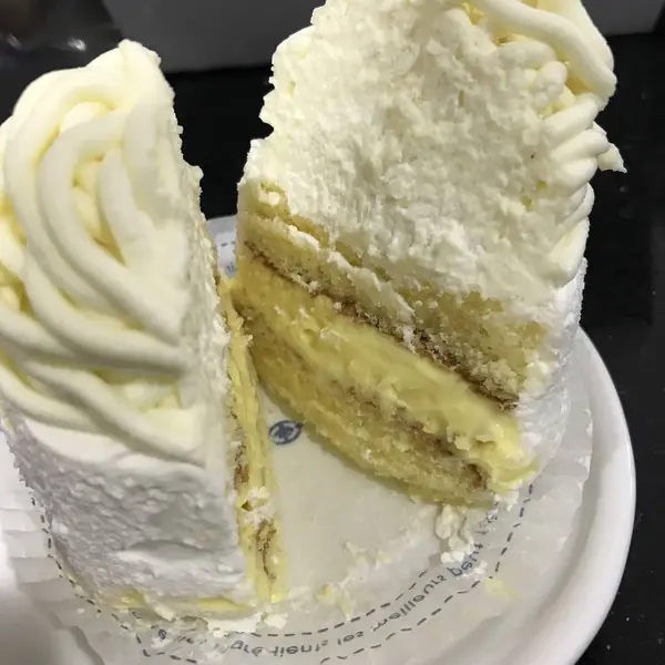 スポンジもケーキ仕立て