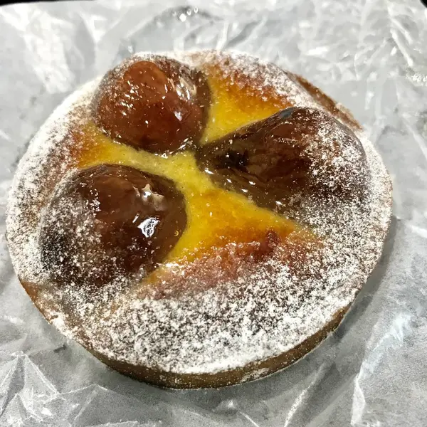 こちらは栗のタルト
