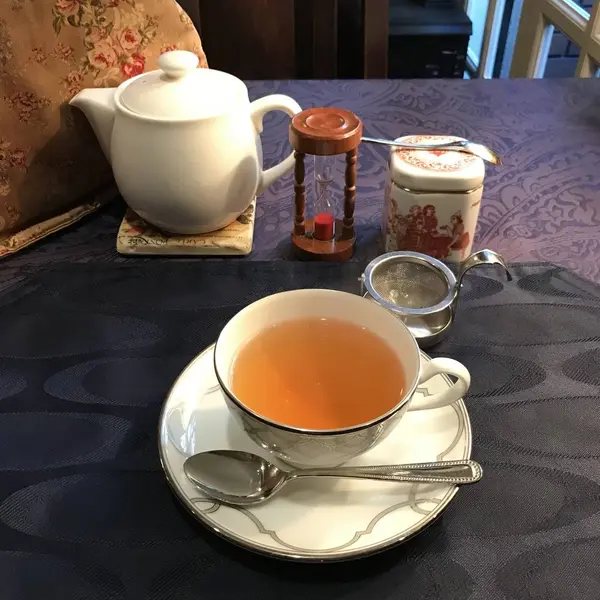 ポットサービスの紅茶