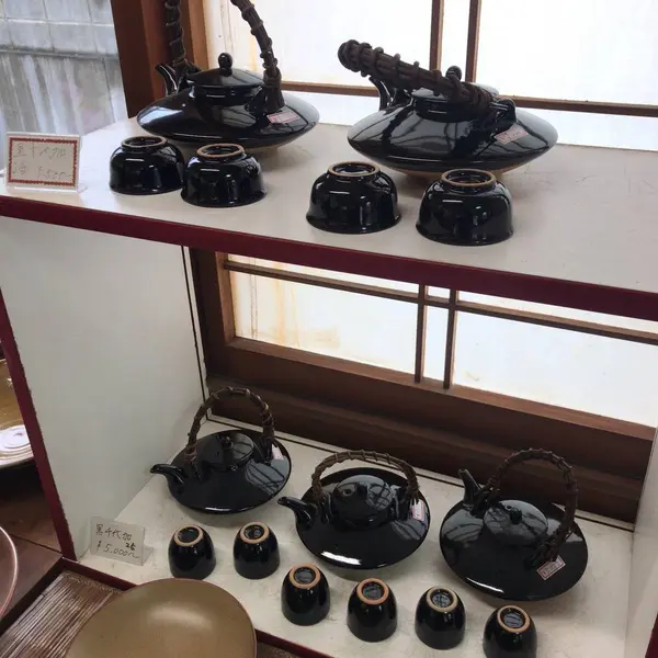 シンプルな黒薩摩