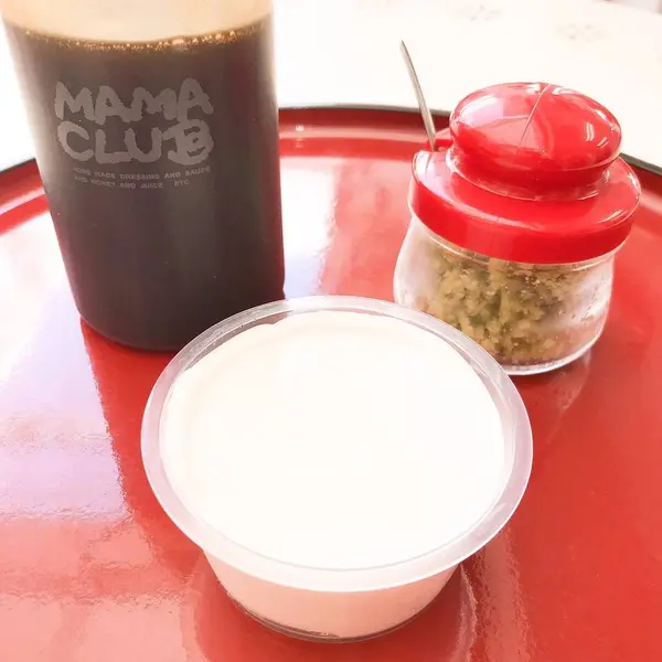 近くの工房で全て手作り！