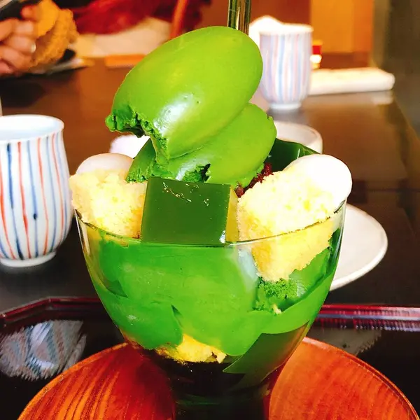 濃い抹茶パフェ