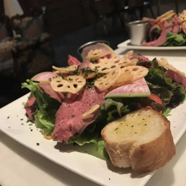 ローストビーフサラダ