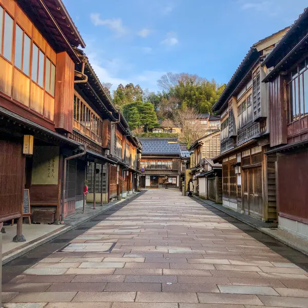 SNSを中心に注目を集めている「ひがし茶屋街」