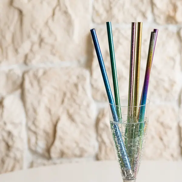 チタンストラー