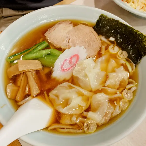 ワンタンメン