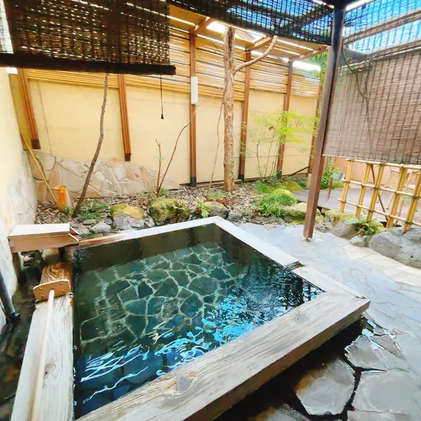 客室内の露天風呂