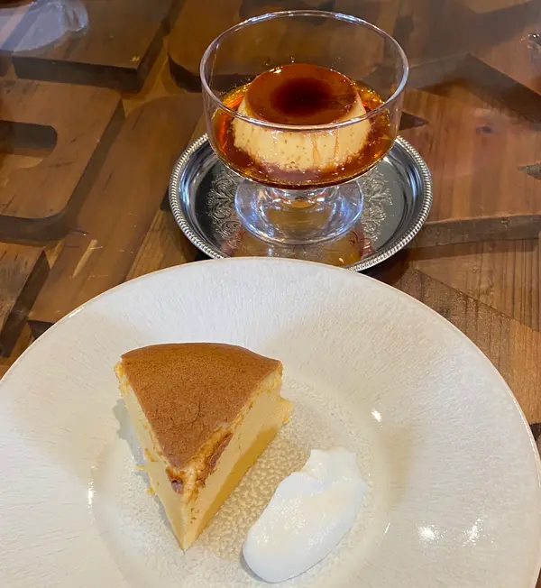 ファシルプリンと、ふわふわプレーンカステラ