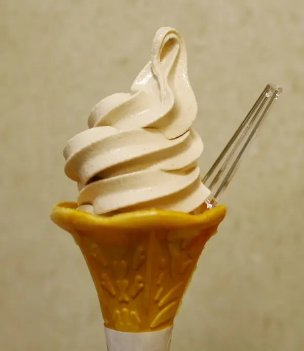 もちむぎソフトクリーム