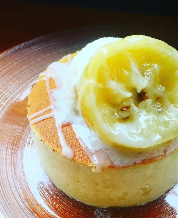 愛媛県産レモンコンポートがのったふわふわパンケーキ🥞🍋