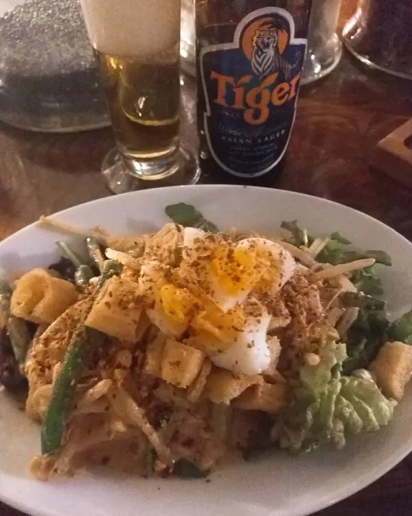 タイガービール & ガドガド
