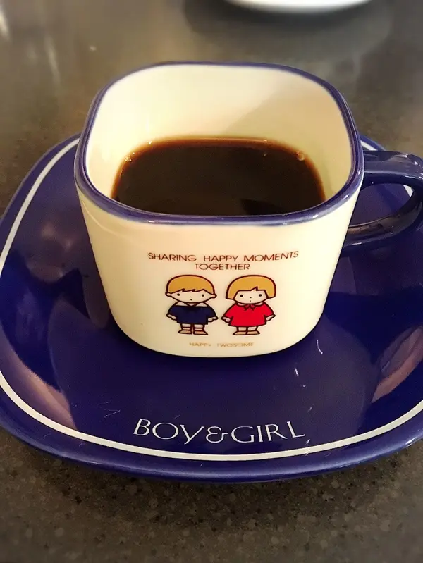食後にはコーヒーと果物も頂けます
