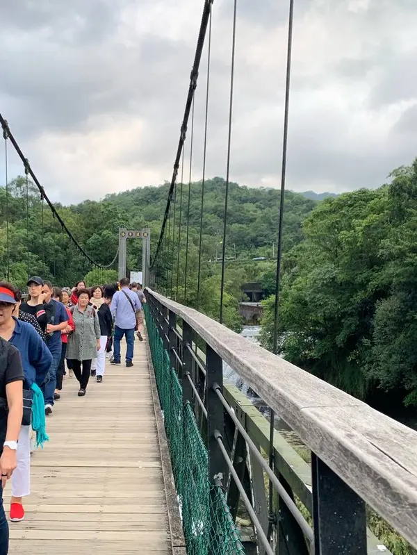 十分瀑布歩道