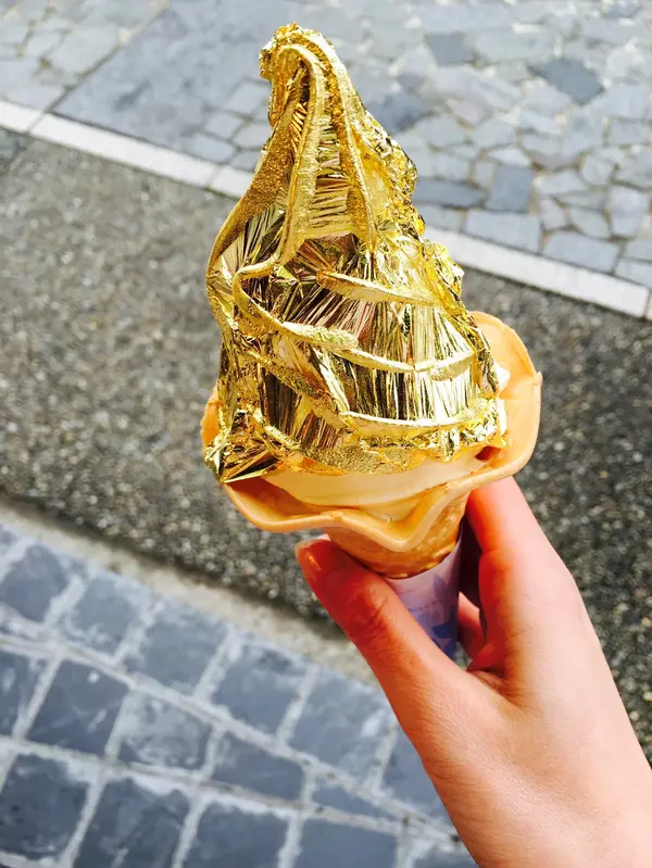 金箔ソフトクリーム