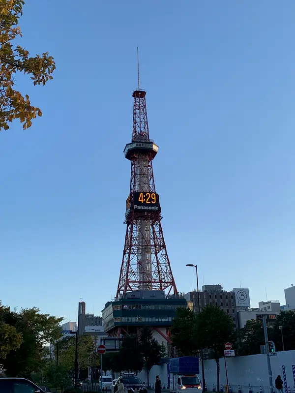 推しの誕生日の時間に合わせて撮ったらエモそう