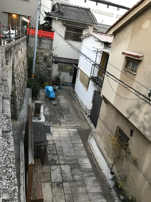 路地のどんつき