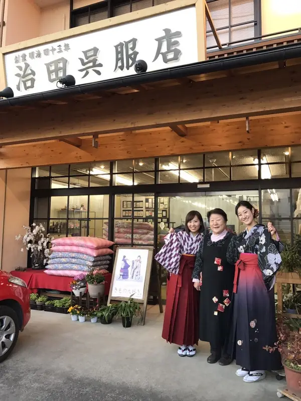 工女の衣装に着替えて明治時代にタイムスリップ♪