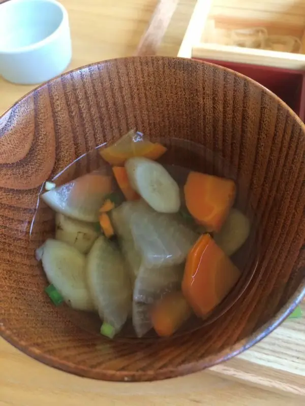 根菜の汁物