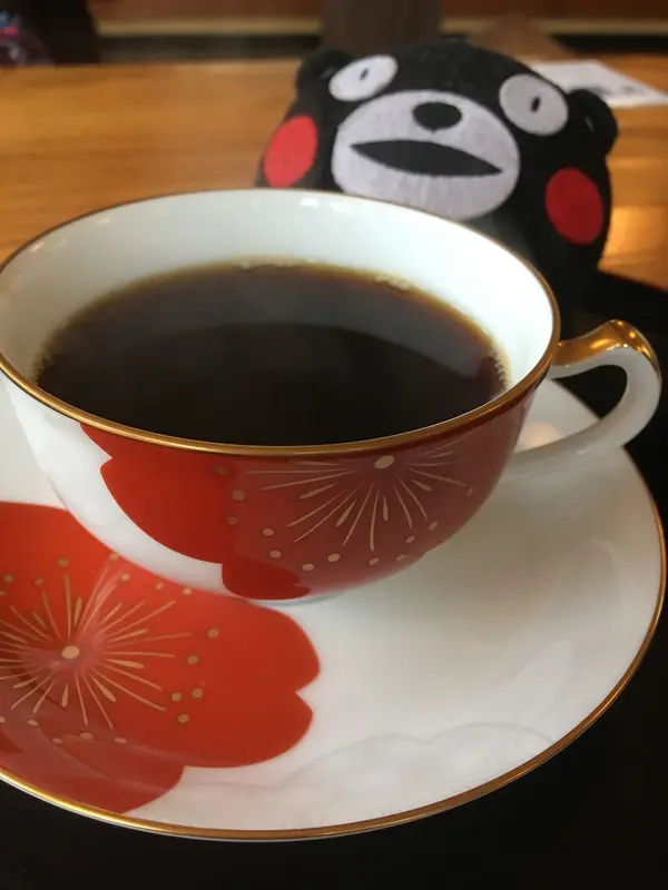 大倉陶園の器だモン☆