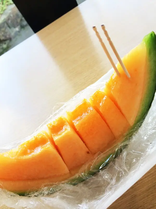 絶景を眺めながらグルメも堪能できる場所