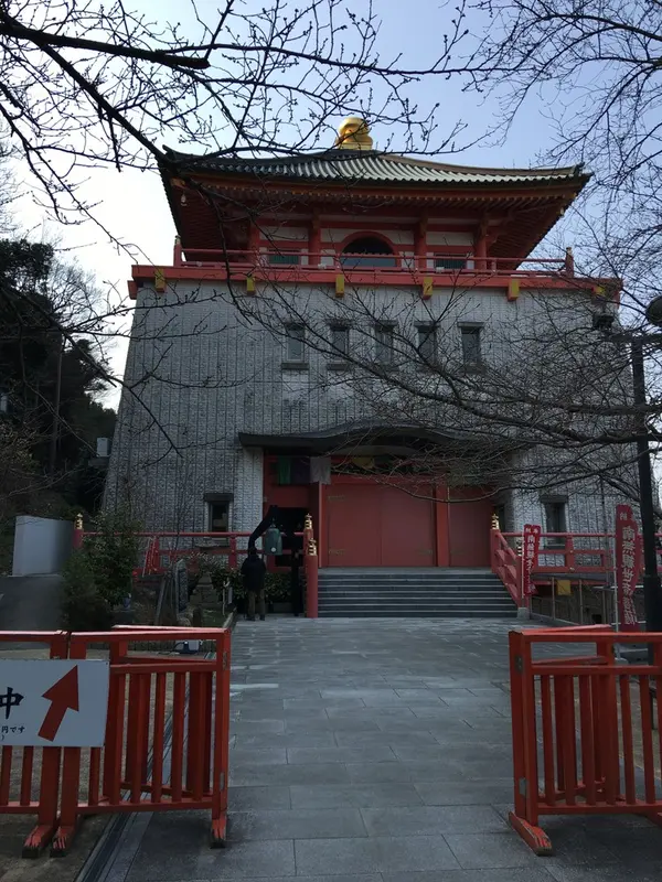 新仏殿
