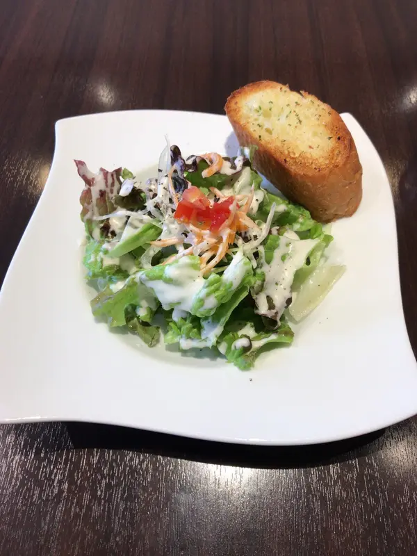 サラダとハーブバケット