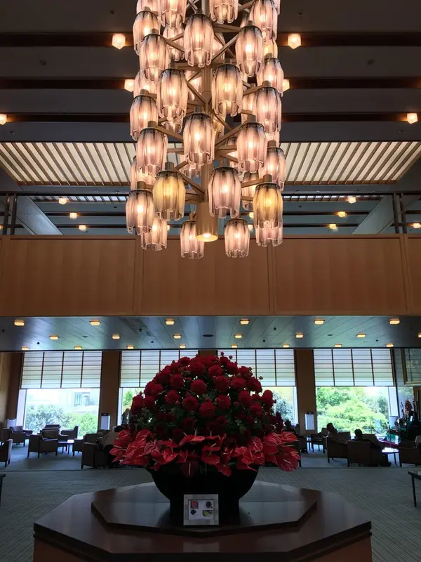 入口のお花はいつも綺麗です✨