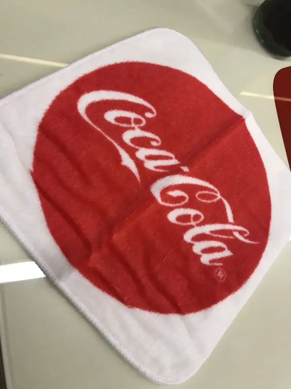お土産がまず配られます