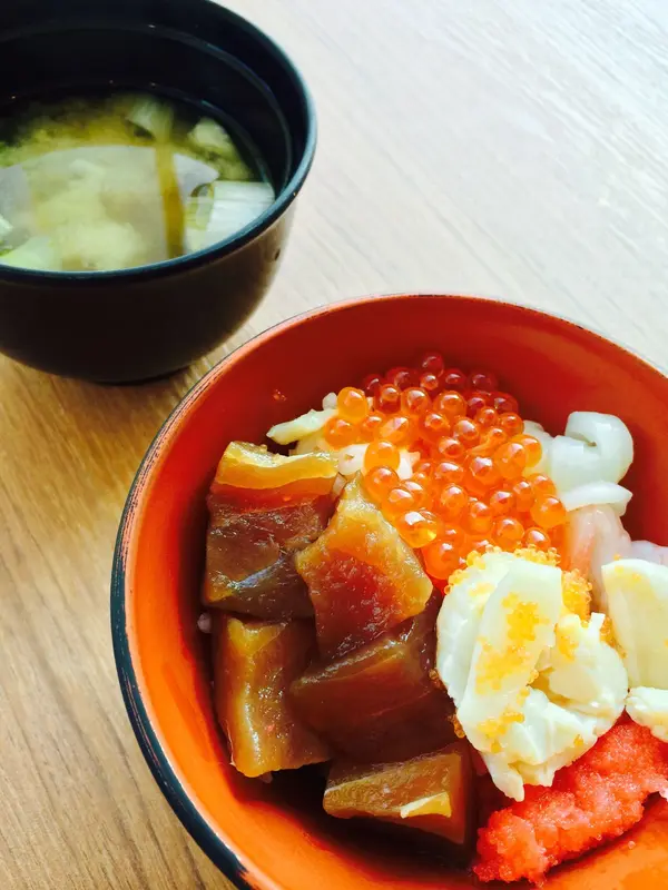 豪華なビュッフェ