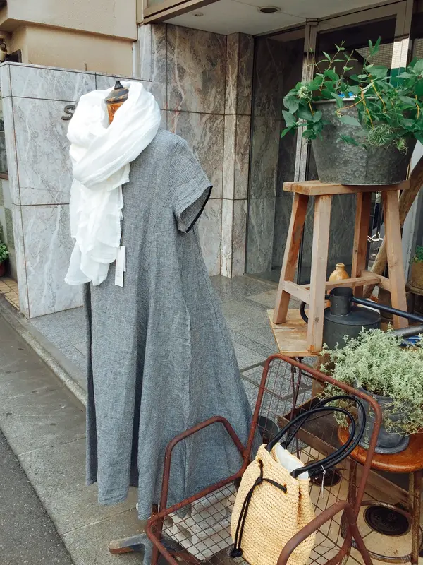 涼しげなワンピース