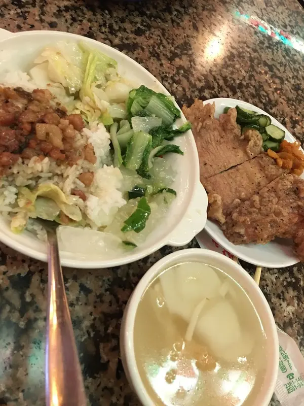 スープは基本。