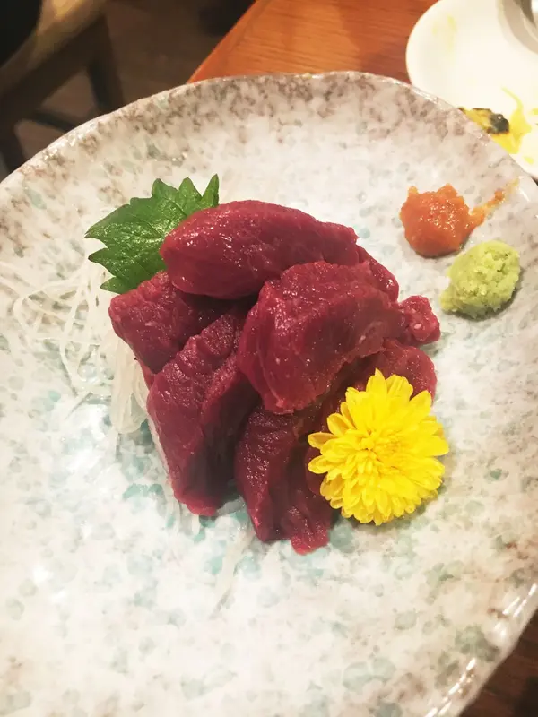 馬刺し