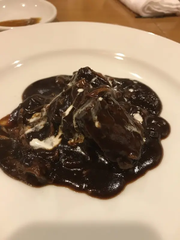 牛すじ煮込みは繊維が解けていきます…