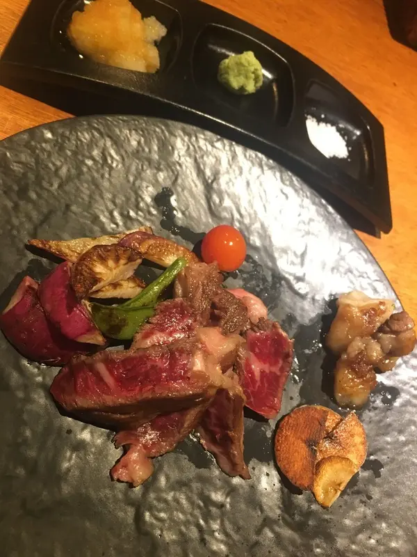 和牛サーロインステーキ レア