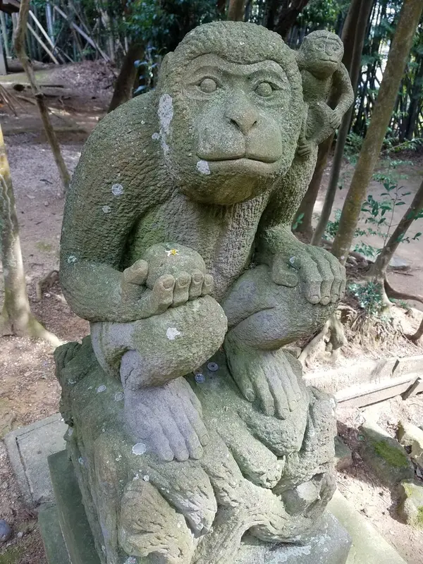 ☆おさるさんの狛犬☆