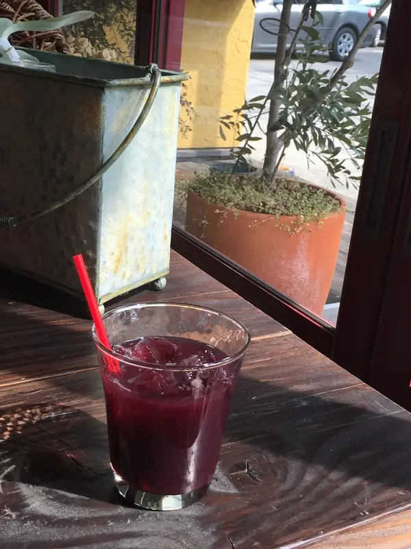 期間限定オープンのカフェ