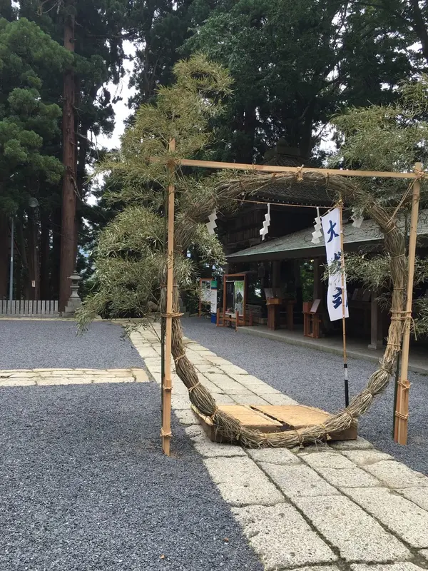 境内の茅の輪