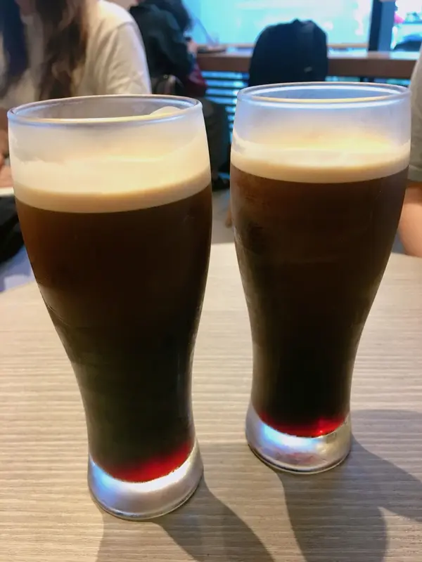 ビールじゃないです🍺ナイトコールドブリューというコーヒーです☆